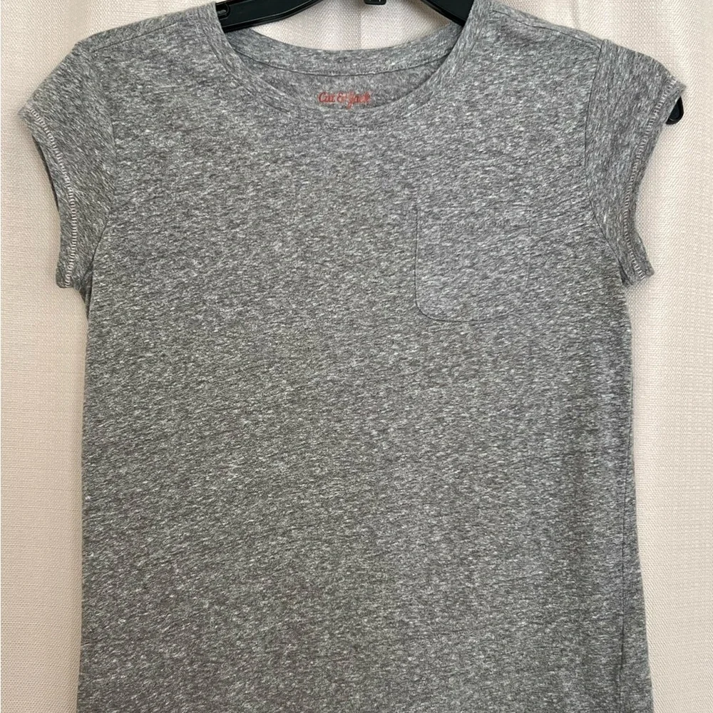 Cat & Jack Gray Tee Kids L (10/12) w/ Pink Hemline